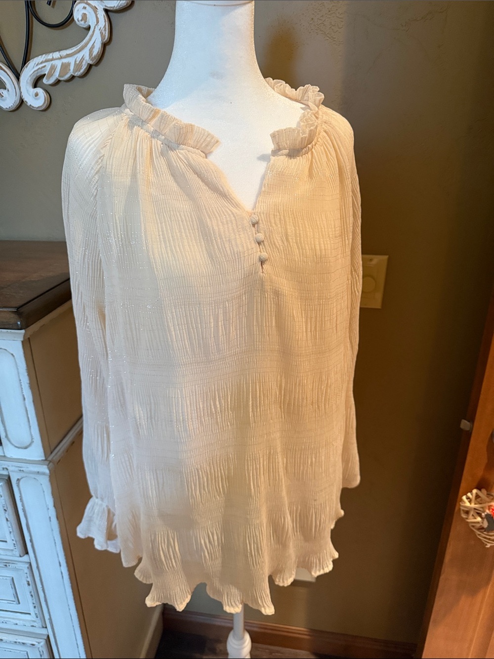 Umgee Cream Ruffle-Trim Peasant Blouse